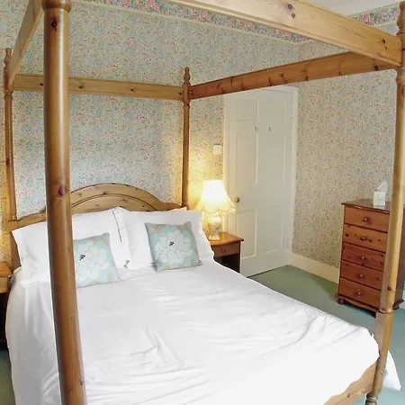 The Old Vicarage * Lindale